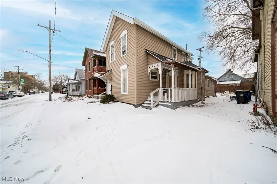 2449 Castle Avenue, Cleveland, OH 44113 - Image #3