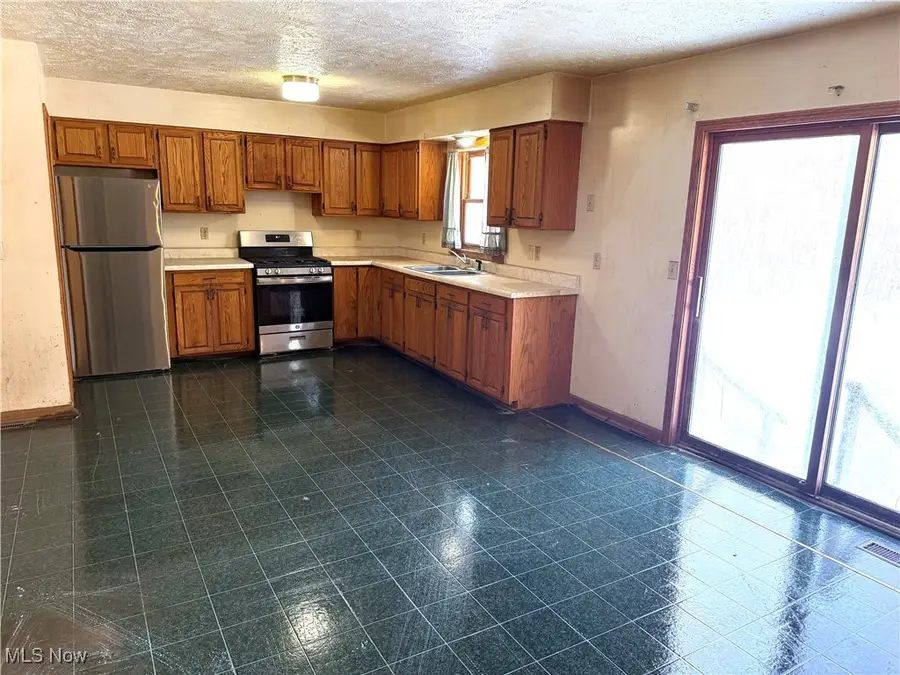 14170 Radcliffe Road, Chardon, OH 44024 - Image #3