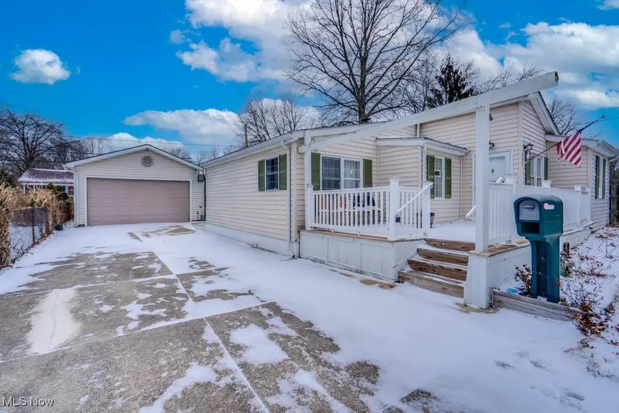 5678 Decker Road, North Olmsted, OH 44070 - #3