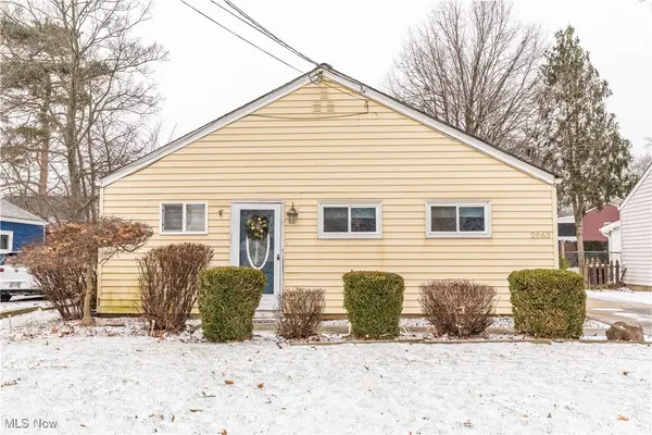2863 Archwood Place, Cuyahoga Falls, OH 44221