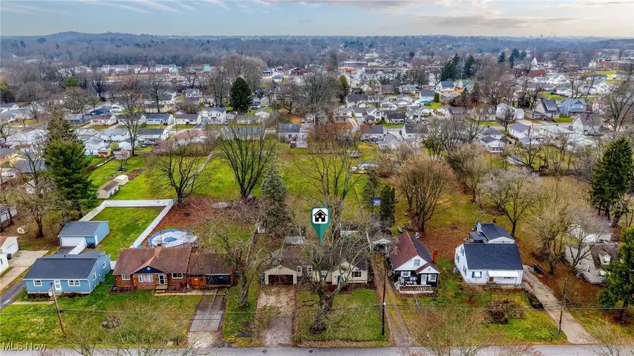 568 Stevenson Avenue, Akron, OH 44312 - Image #2