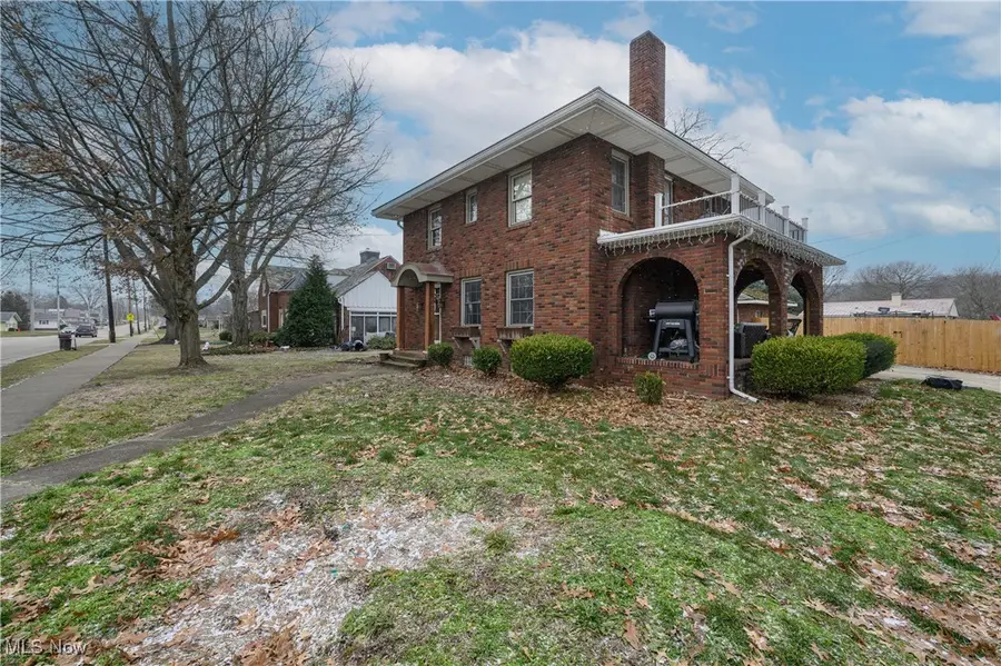 1002 S Broadway Street, New Philadelphia, OH 44663 - Image #2