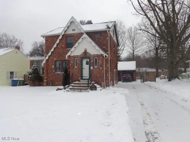 6159 Stratford Drive, Parma Heights, OH 44130 - Image #1