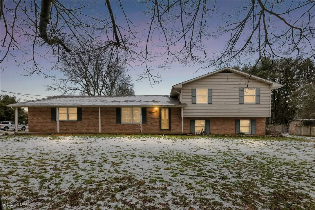 3249 Linden Nw Street, Uniontown, OH 44685 - Image #1