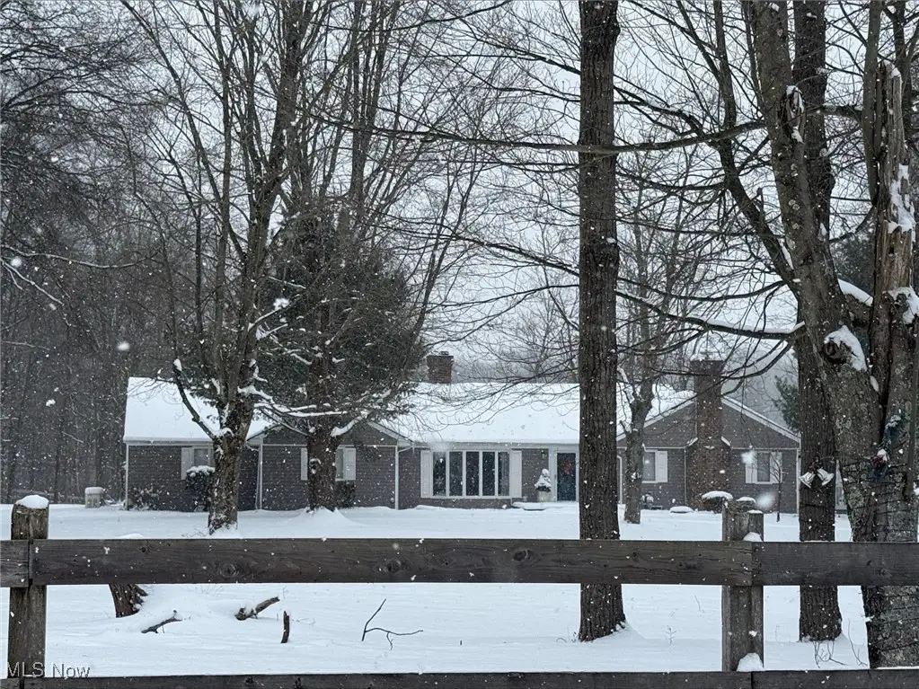 2655 Tibbetts Wick Road, Hubbard, OH 44425 - Image #1