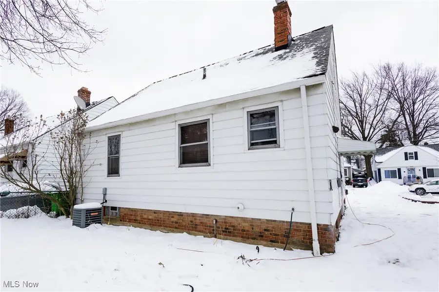 29933 Enid Road, Wickliffe, OH 44092 - Image #3