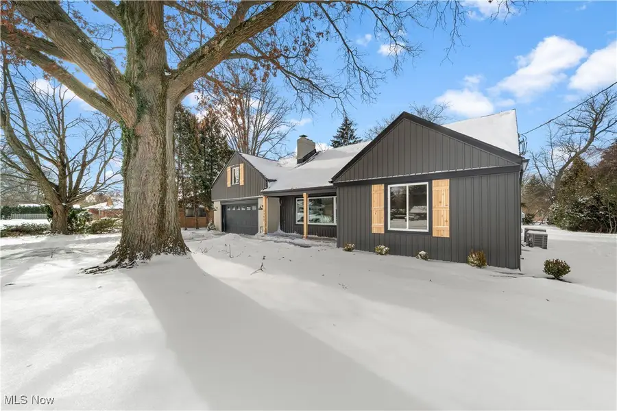 3350 Fairhill Drive, Rocky River, OH 44116 - Image #3