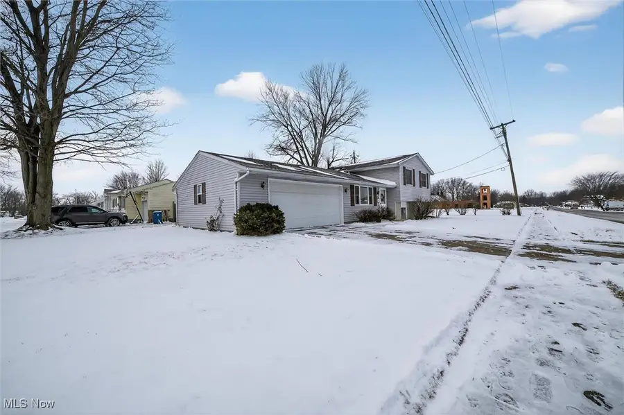 2703 W 40th Street, Lorain, OH 44053 - Image #2