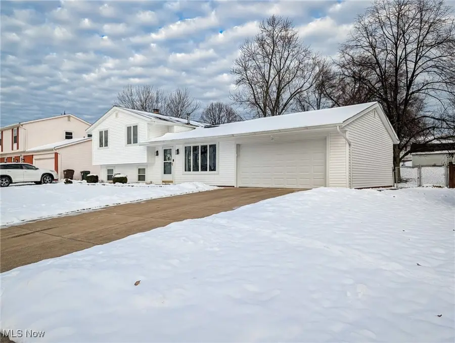 10114 Vienna Drive, Parma, OH 44130 - Image #2