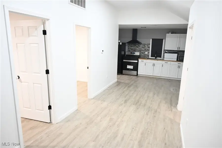 130 Traymore Boulevard, Eastlake, OH 44095 - Image #3