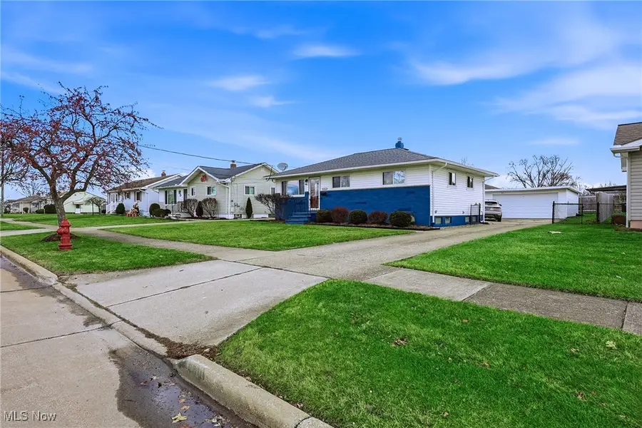 6131 Hardin Drive, Brook Park, OH 44142 - Image #2