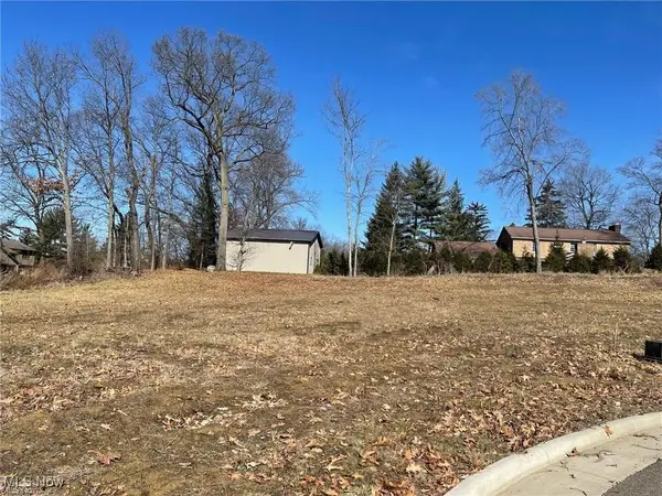 1830 Wildridge Nw Drive, Massillon, OH 44646