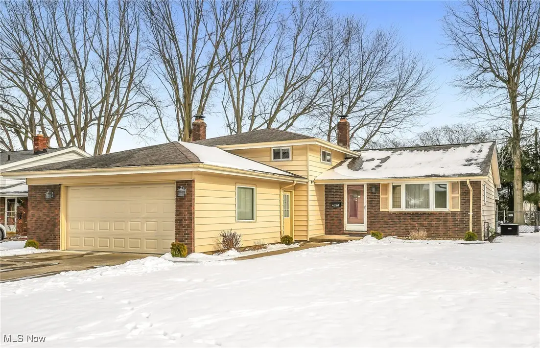 4281 Plumwood Drive, North Olmsted, OH 44070 - Image #1
