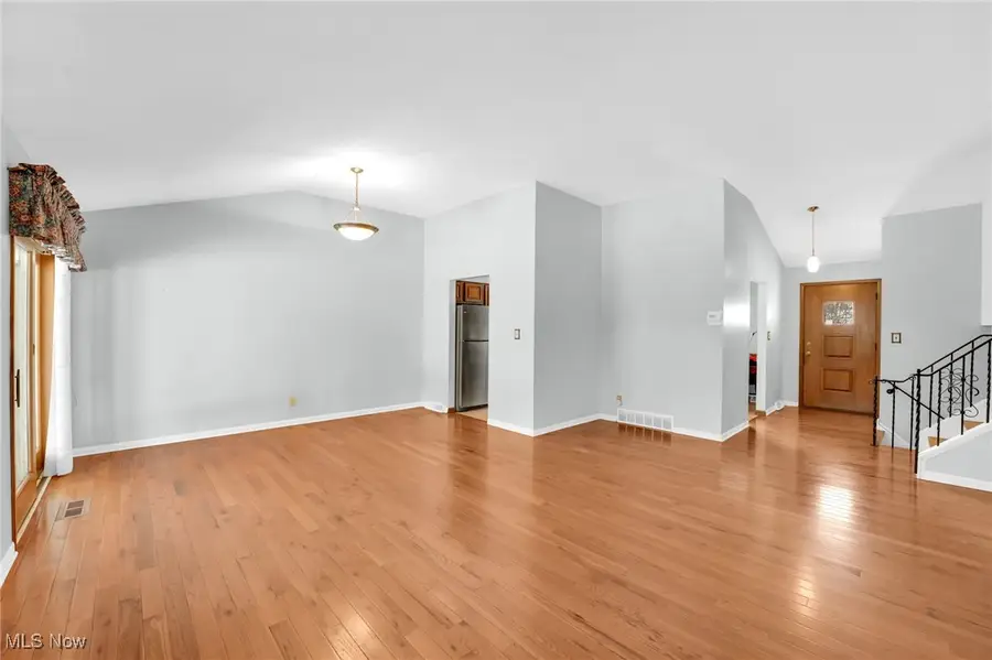 4281 Plumwood Drive, North Olmsted, OH 44070 - Image #2