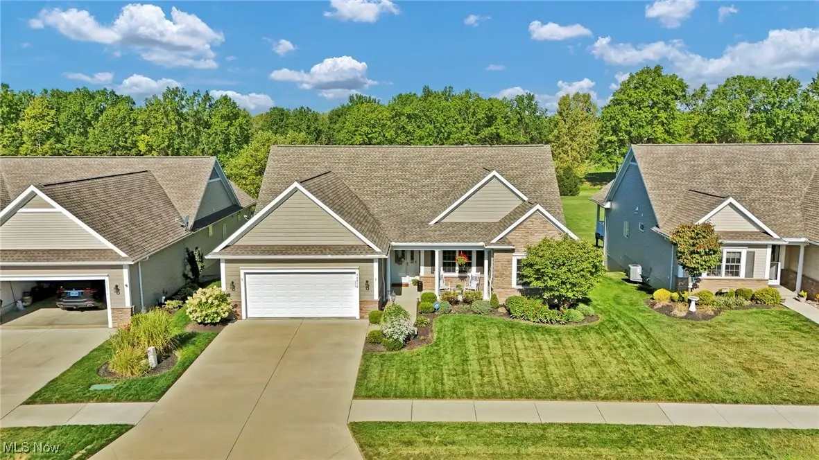 34810 N Legends Way, Grafton, OH 44044 - Image #1