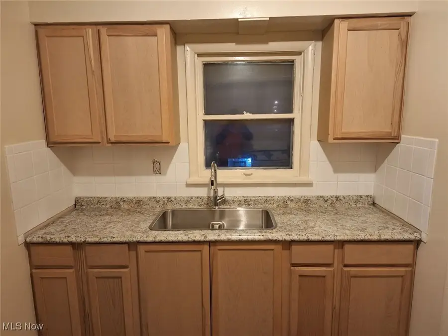 5650 Lafayette Avenue, Maple Heights, OH 44137 - Image #3