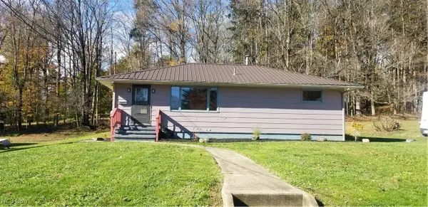 24 Center Street, Leetonia, OH 44431