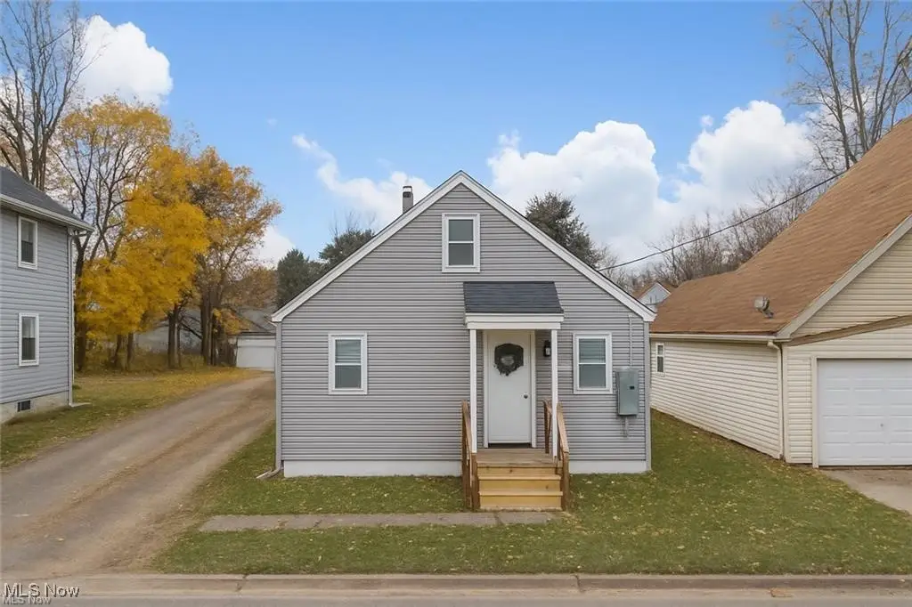 2315 Maple Ne Avenue, Canton, OH 44714 - Image #1