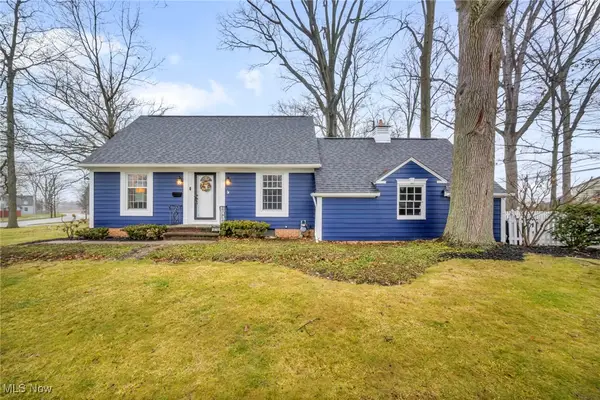 16790 Glenridge Avenue, Middleburg Heights, OH 44130