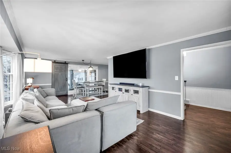 16790 Glenridge Avenue, Middleburg Heights, OH 44130 - Image #3