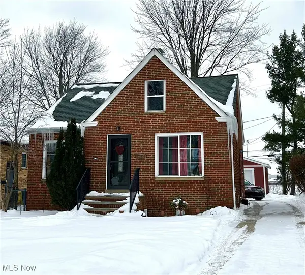 20654 Belvidere Avenue, Fairview Park, OH 44126