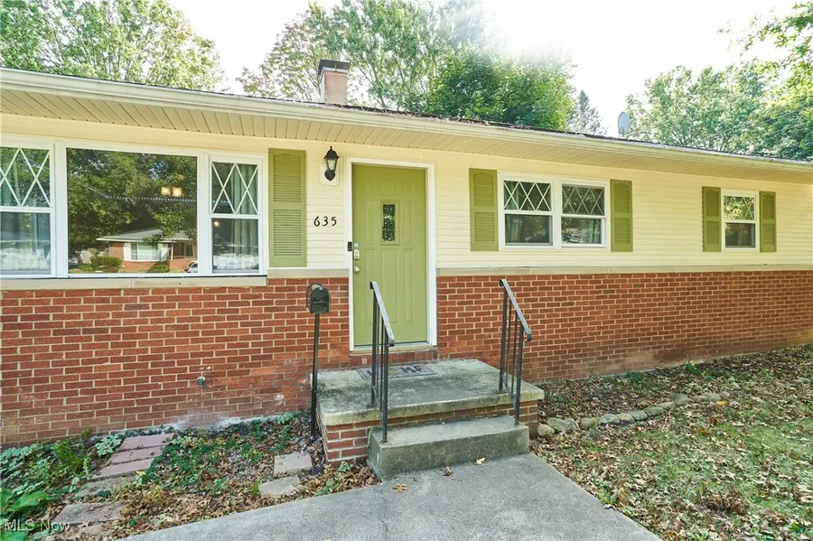 635 N Hawkins Avenue, Akron, OH 44313 - Image #3