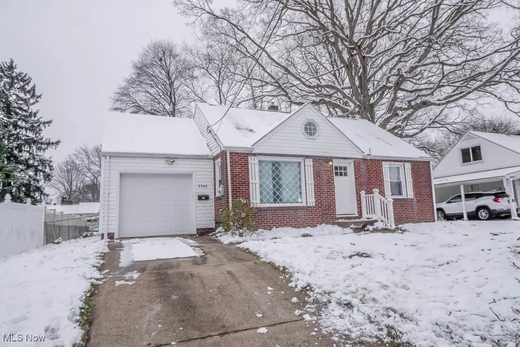 3744 Edgefield Nw Avenue, Canton, OH 44709 - Image #1