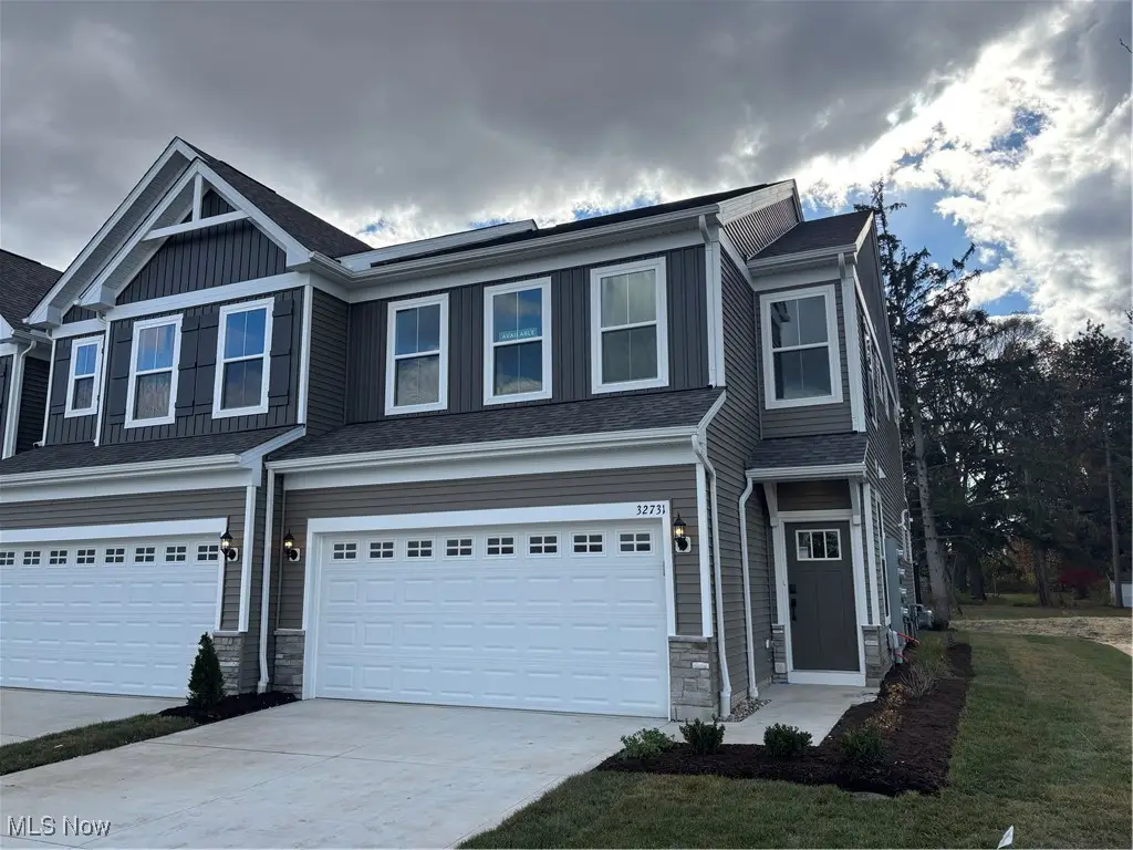 32731 Sandridge Run, Avon Lake, OH 44012 - Image #1