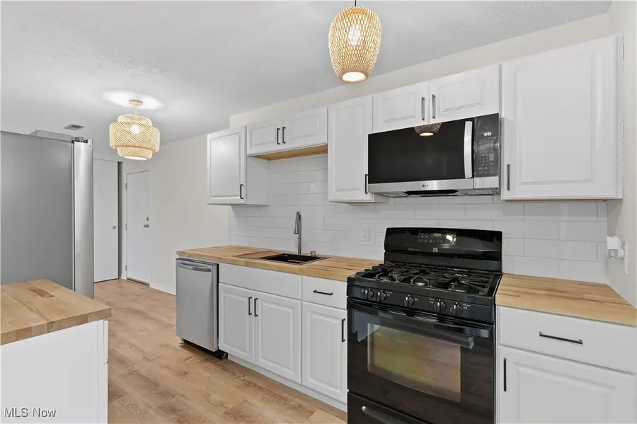 25735 Lorain Road #426, North Olmsted, OH 44070 - Image #3