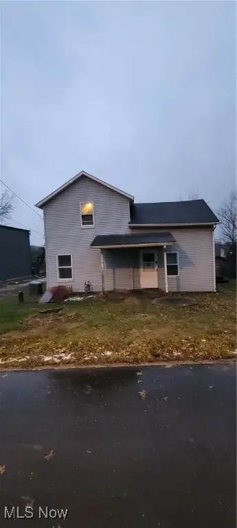 7559 Kallerer Sw Street, Navarre, OH 44662