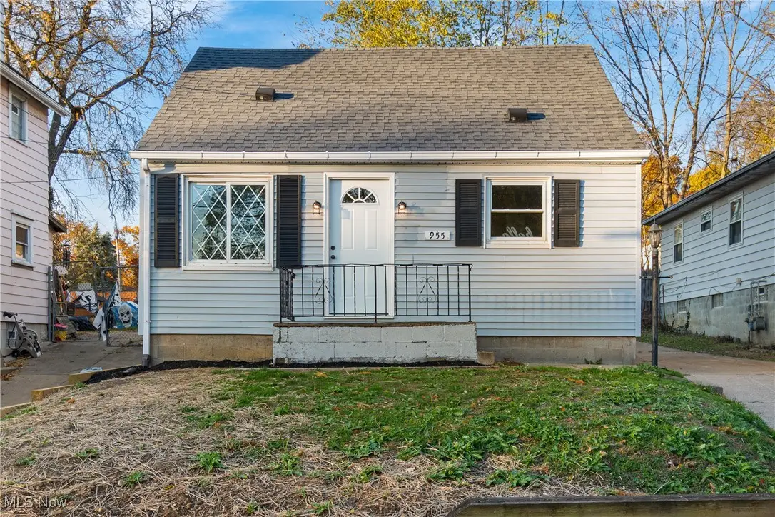 955 Iona Avenue, Akron, OH 44314 - Image #1