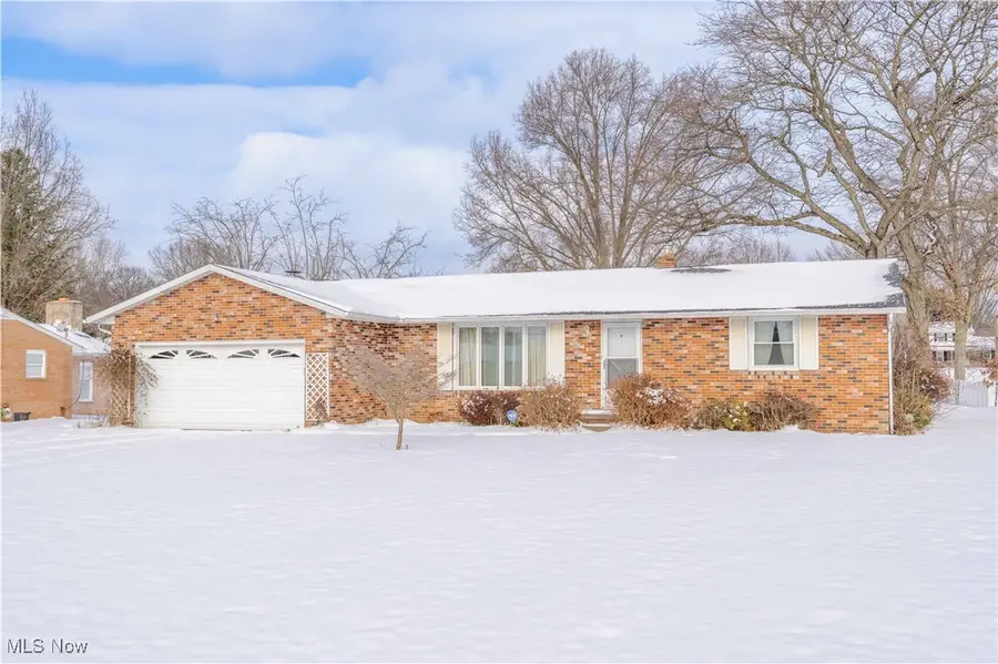 5611 Cherokee Nw Avenue, North Canton, OH 44720 - Image #3