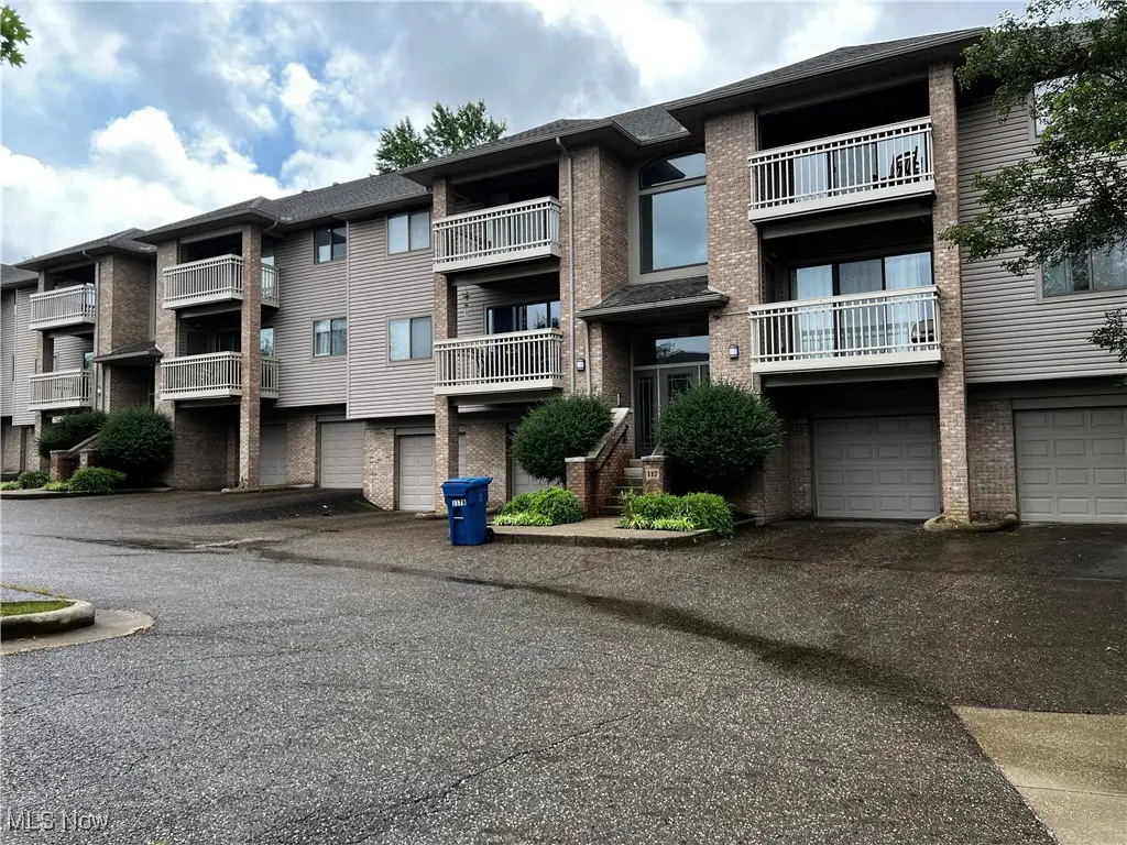 3800 Rosemont Boulevard #116D, Fairlawn, OH 44333 - #1