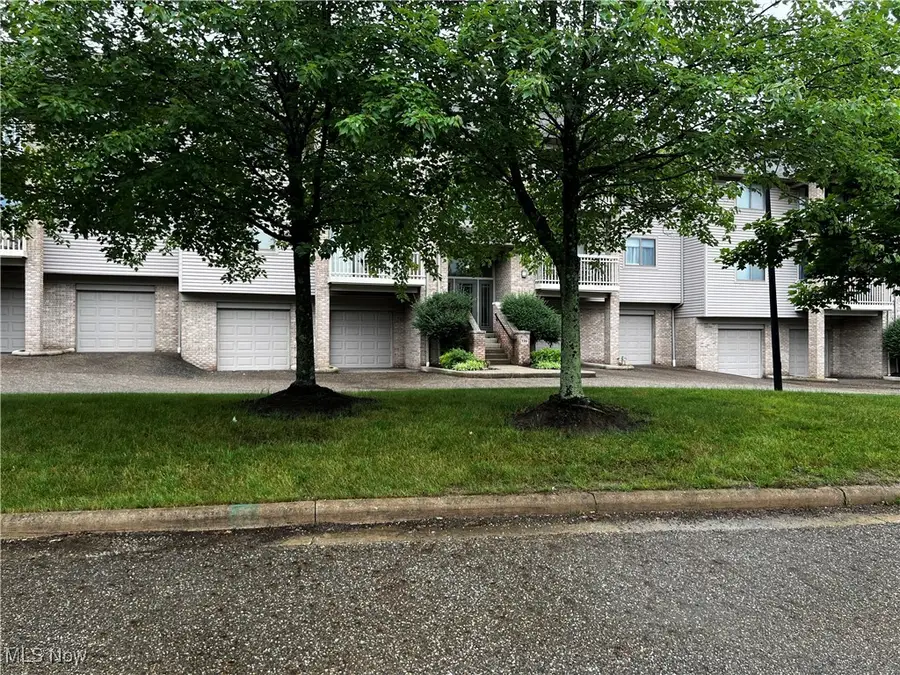 3800 Rosemont Boulevard #116D, Fairlawn, OH 44333 - #2