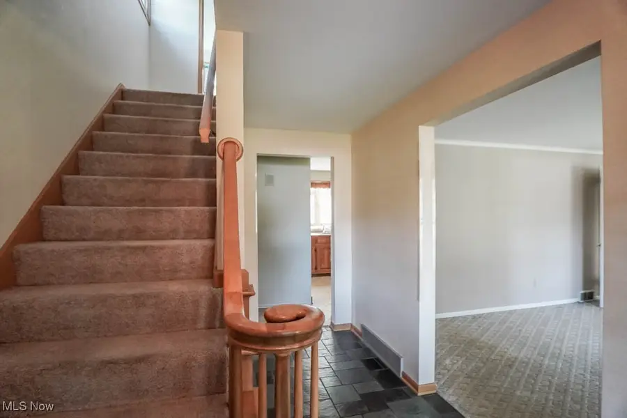 3878 36th Nw Street, Canton, OH 44718 - Image #3