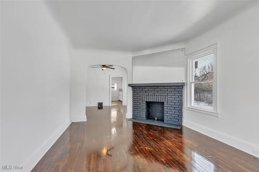 11412 Tuscora Avenue, Cleveland, OH 44108 - #2