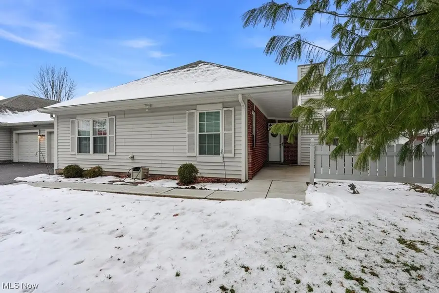 30 Newton Square Drive #3, Canfield, OH 44406 - Image #3