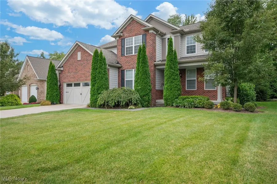 85 Brighton Drive, Aurora, OH 44202 - Image #2