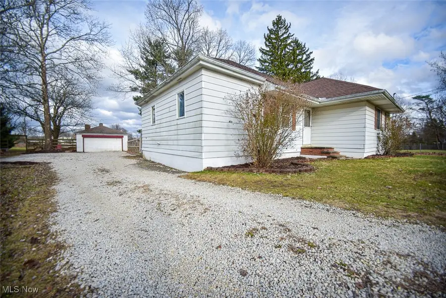 4095 E Smith Road, Medina, OH 44256 - Image #2