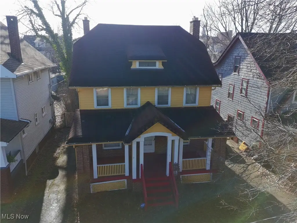 3298 Yorkshire Road, Cleveland Heights, OH 44118 - Image #1