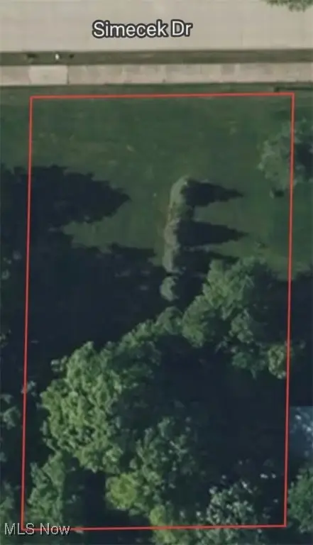 Simecek Drive, Twinsburg, OH 44087