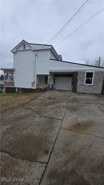 225 Jacquette Street, Bridgeport, OH 43912 - Image #2