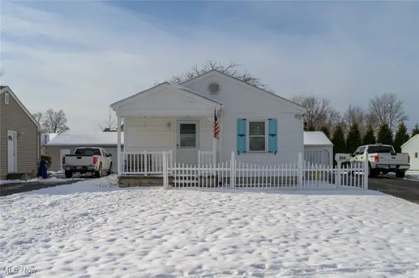 868 Saul Drive, Hubbard, OH 44425