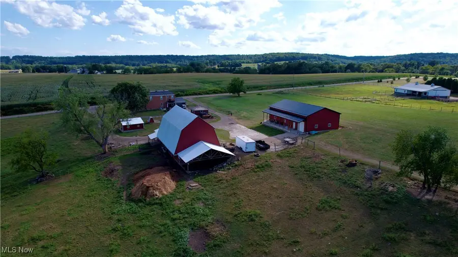 4655 Dundee Strasburg Nw Road, Strasburg, OH 44680 - Image #2