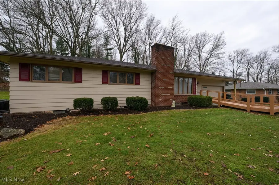 76 Magua Drive, Akron, OH 44319 - Image #2