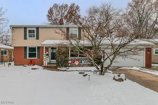 8012 Fenway Drive, Parma, OH 44129