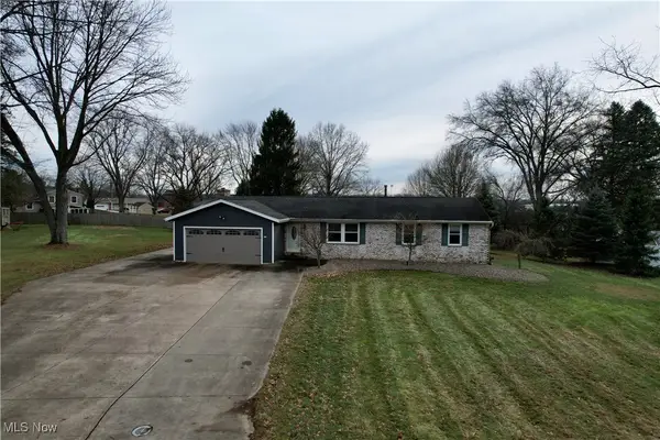 5648 Vantage Hill Nw Avenue, Massillon, OH 44646