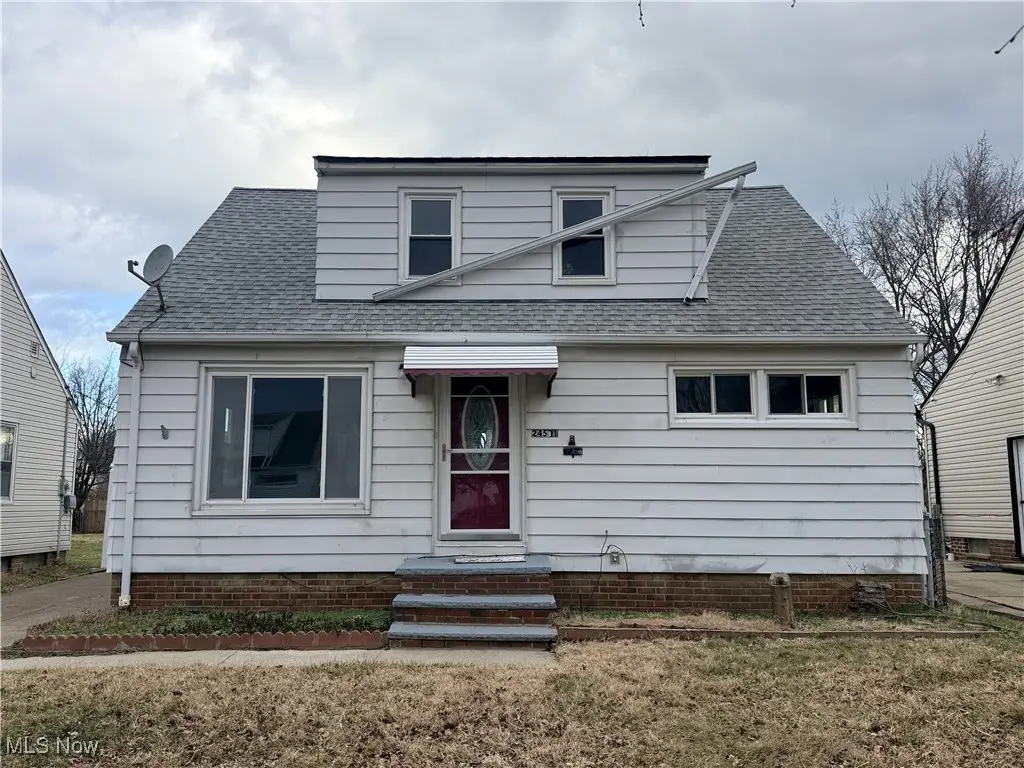 24571 Alberton Road, Euclid, OH 44123 - Image #1