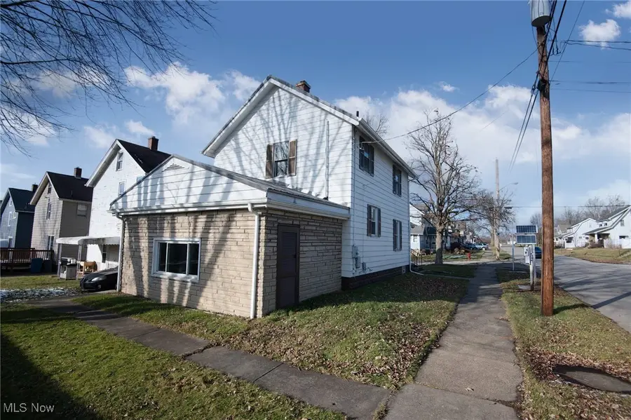 349 Forsythe Avenue, Girard, OH 44420 - Image #3