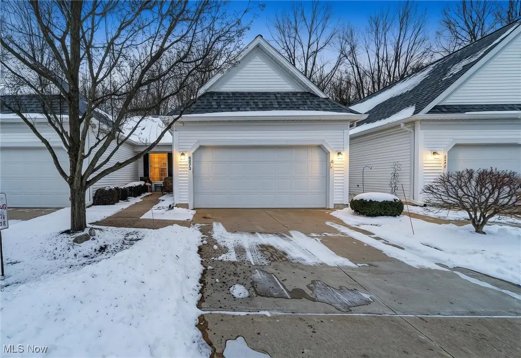 6873 Savannah Drive, North Ridgeville, OH 44039 - Image #1